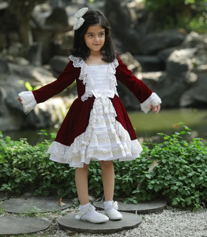 Velvet Red Lace Dress - Image 8