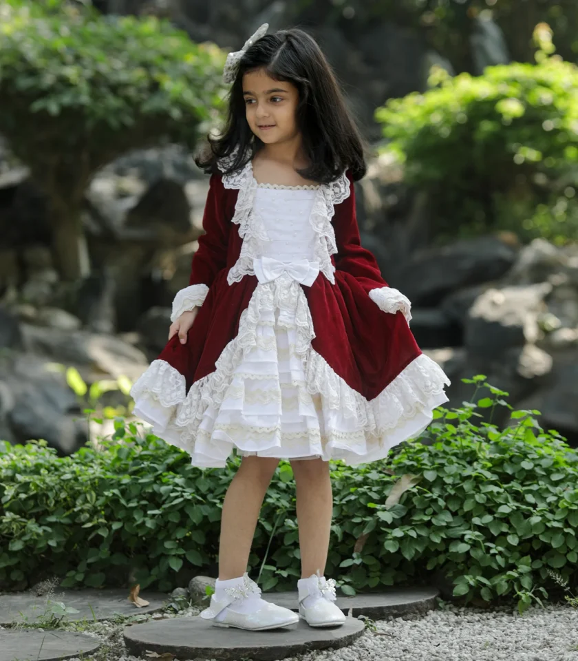 Velvet Red Lace Dress - Image 7