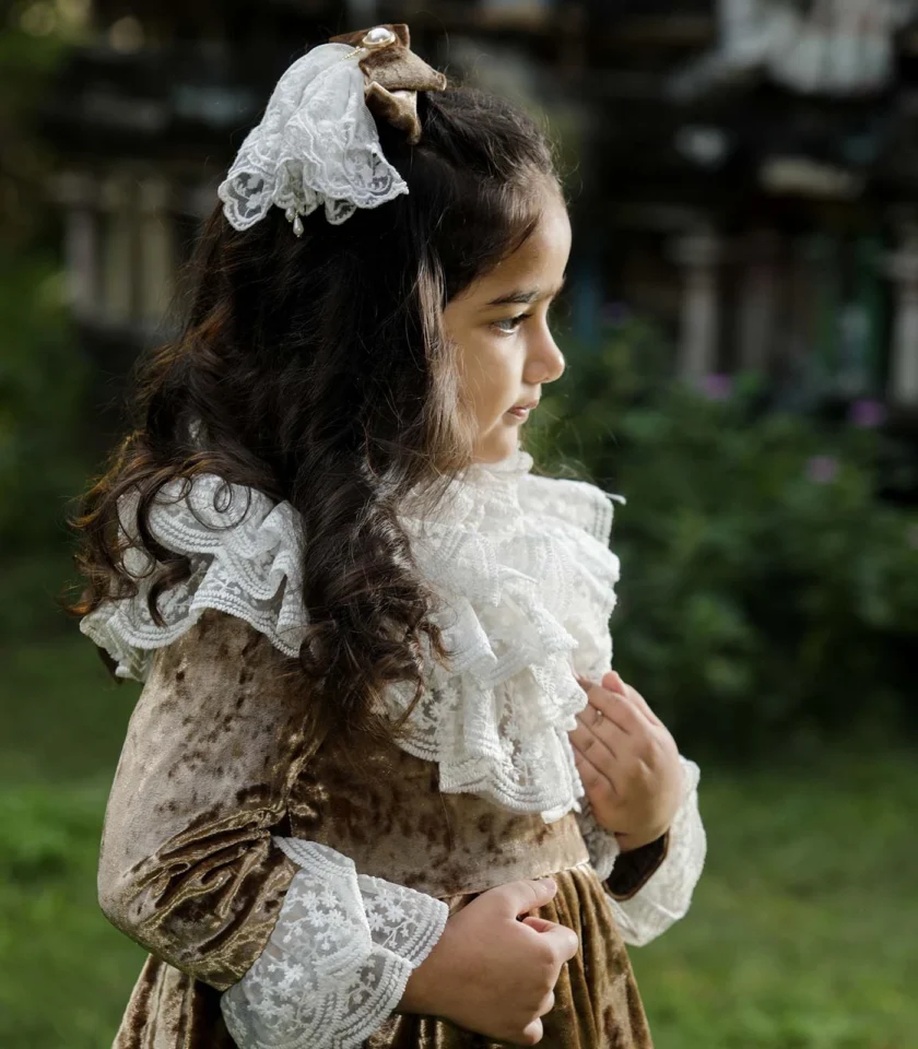 Golden Lace Collar Dress - Image 3